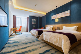 Manju Zhengzhou World 360