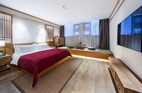 Qianna Yingtang Hotel