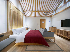 Qianna Yingtang Hotel