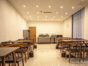 Shell Xinzheng Airport Port Huaxia Avenue Hotel