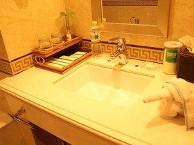 Arcadia International Hotel Cangzhou