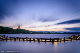 Lakeview Houseboat Hotel & Resort