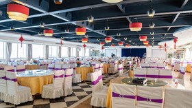 Lakeview Houseboat Hotel & Resort