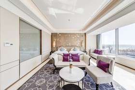 Best Western Plus Golden Dream Bay Resort Hotel