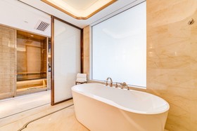 Best Western Plus Golden Dream Bay Resort Hotel