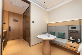 Ji Hotel Shanghai Xietu East Road