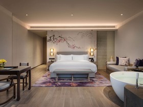 Banyan Tree Anji