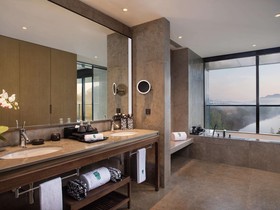 Banyan Tree Anji