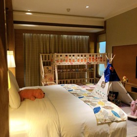 Pullman Haining