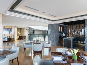 Pullman Haining