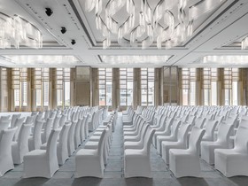 Pullman Haining