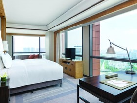 Pullman Haining