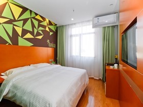 Vatica Hefei Yaohai District Wanggang Road Metro Station Hotel