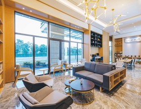 Atour Hotel Huaibei City Government