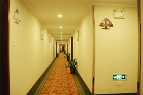 Green Tree Inn Jining Railway Station Hotel