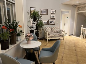 Wesley Rosegarden Lushan