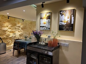 Wesley Rosegarden Lushan