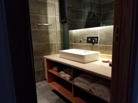 Yiming Shuju Rural Homestay In Jiaxian County