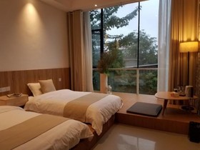 Yiming Shuju Rural Homestay In Jiaxian County