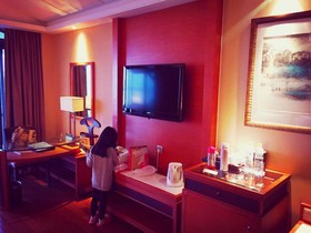 Warm Island Lake Resort Hangzhou