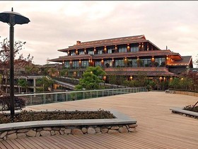 Warm Island Lake Resort Hangzhou