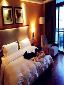 Warm Island Lake Resort Hangzhou