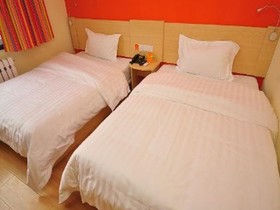 7 Days Inn (Qihe Passenger Transportation Center)