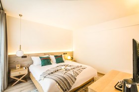 Buerju Light Luxury Hostel