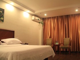 GreenTree Inn Zhangjiagang Jinfeng Town Xintiandi Express