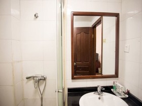 Haoge Inn Xueshi Street