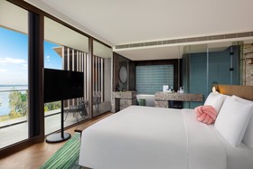 Indigo Suzhou Yangcheng Lake, An Ihg Hotel