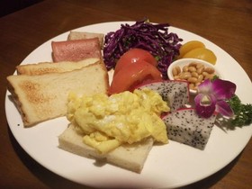 James Joyce Coffetel Suzhou Mudu Station