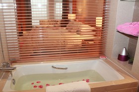 Jinling Guanyuan International