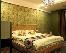 Shiquan Street No. 5 Theme Hotel