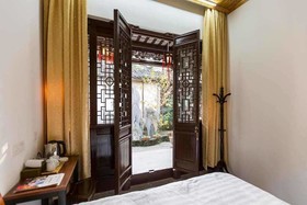 Tongli Three Bridge Villa