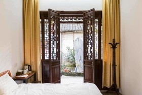 Tongli Three Bridge Villa