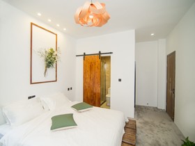 Zaimushe Holiday Courtyard