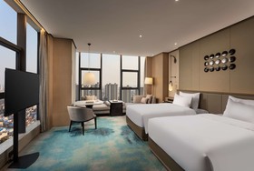 Ramada Plaza by Wyndham Xiangyang Xiangzhou