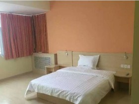 7 Days Inn Zoucheng Chengqian East Road Yiwu Trade Center