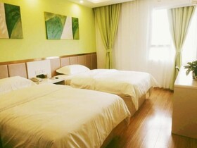 Shell Shanghai Baoshan District Tieli Road Subway Station Tiefeng Road Hotel
