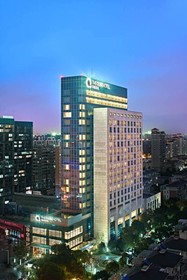 The Qube Hotel