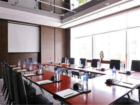 The Qube Hotel