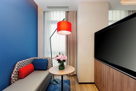 Holiday Inn Express Haimen City Center
