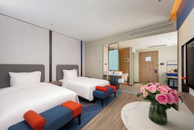 Holiday Inn Express Haimen City Center