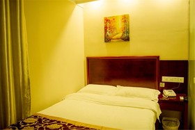 GreenTree Inn Hebei Cangzhou Huanghua Trade City Express Hotel