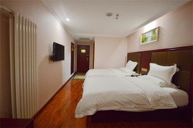 GreenTree Inn Hebei Cangzhou Huanghua Trade City Express Hotel