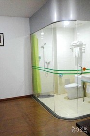 Celebrity Star Hotel