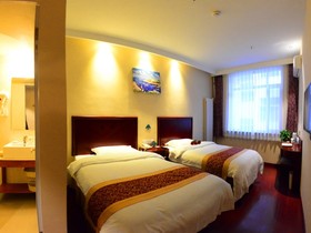GreenTree Inn Shandong Yantai Penglai Pavilion Beiguan Road Express Hotel