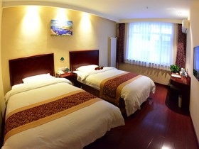 GreenTree Inn Shandong Yantai Penglai Pavilion Beiguan Road Express Hotel