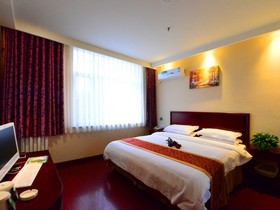 GreenTree Inn Shandong Yantai Penglai Pavilion Beiguan Road Express Hotel